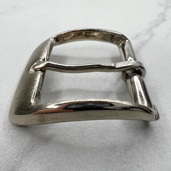 Small Silver Tone Simple Basic Belt Buckle - Picture 6 of 9